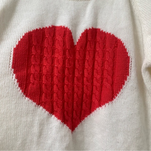 Women’s Cozy Cream Sweater with Red Heart Design Size XL Valentine, Preppy - Picture 2 of 9
